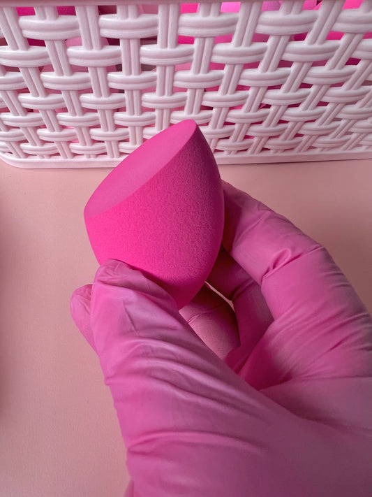 Edge cut beauty sponge